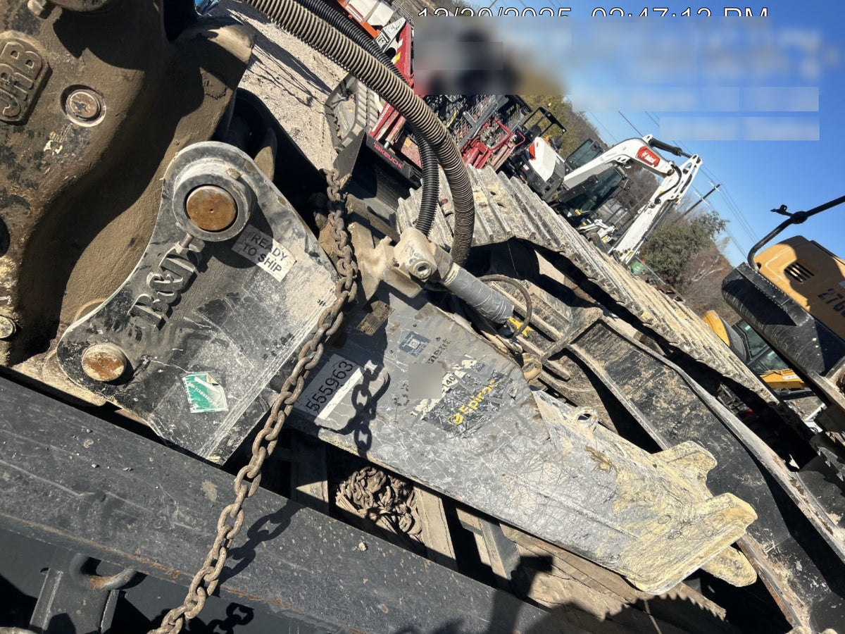 2025 EPIROC EC140T