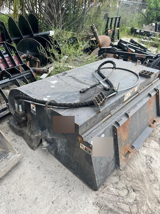 2019 PALADIN Sweepster SB72