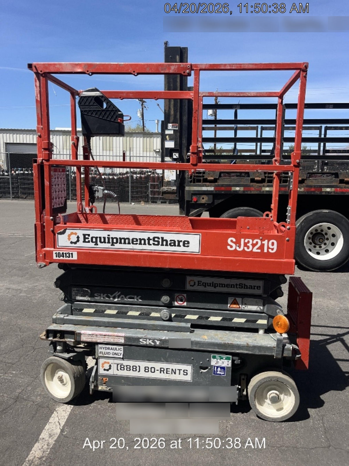 2020 Skyjack SJIII-3219 Solid NM Tires, Half height spring hinged entry gate, Dual Beacons, 800W Inverter