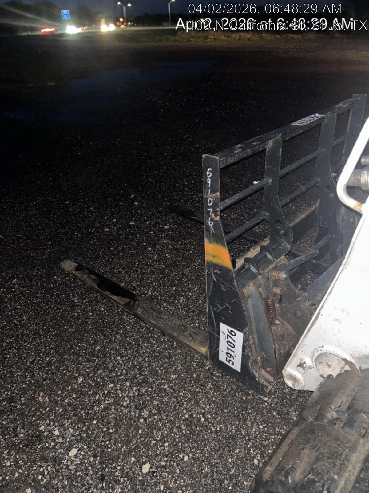 2025 ARROW MATERIAL HANDLING 48" Pallet Forks - Arrow