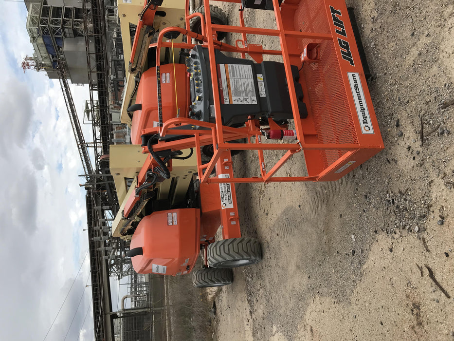 2019 JLG 450AJ