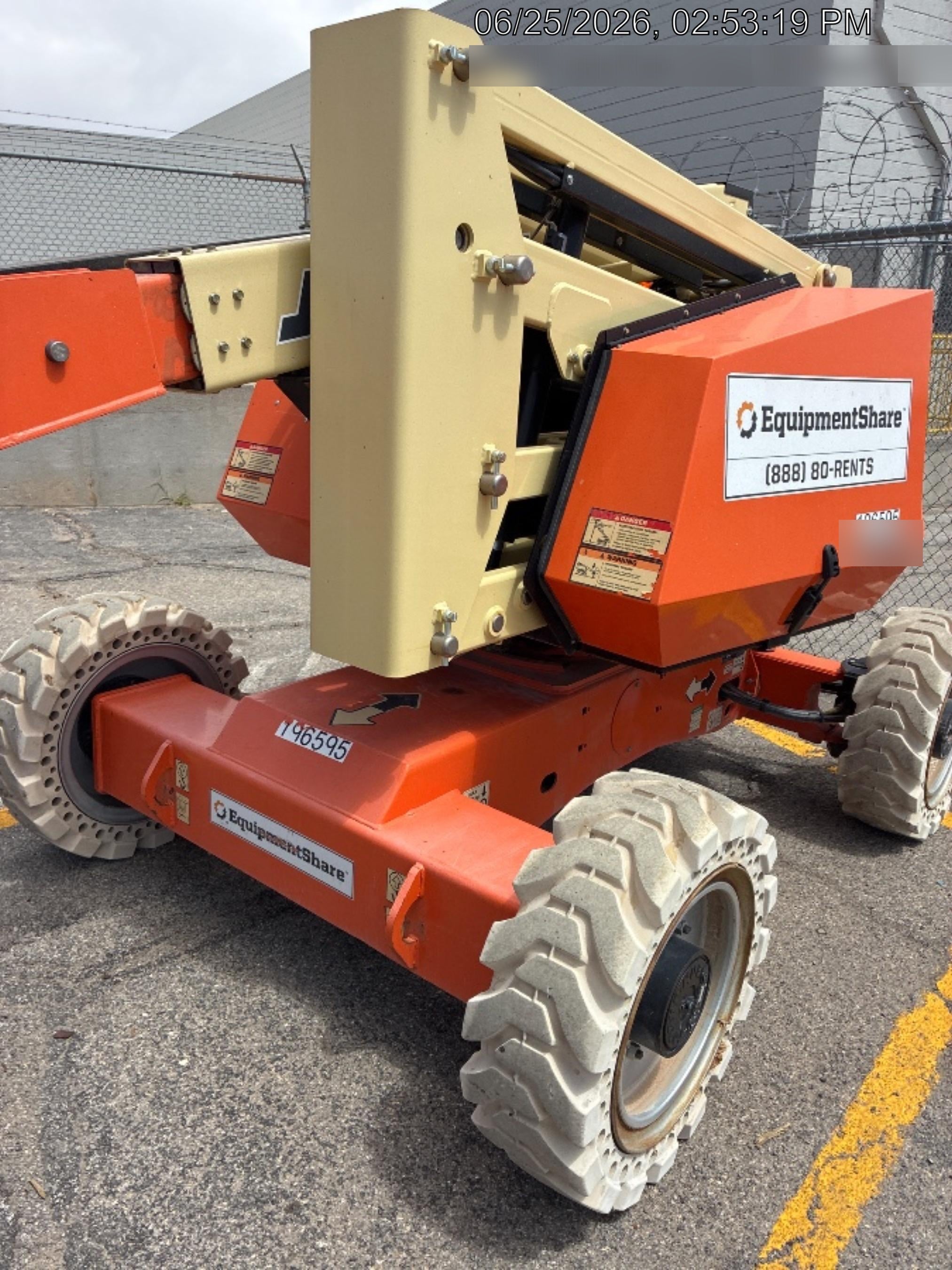 2021 JLG 340AJ