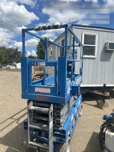 2022 GENIE GS-2632