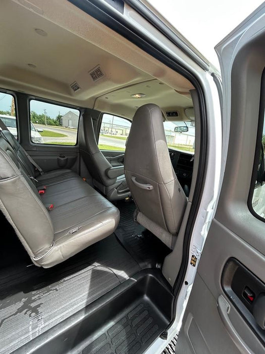 2024 CHEVROLET Express Van - Rental