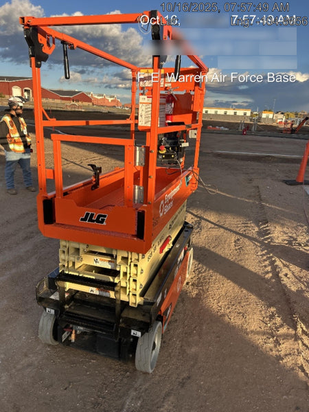 2025 JLG ES1932
