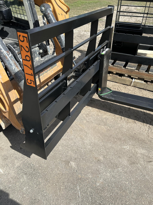 2025 ARROW MATERIAL HANDLING 60" Pallet Forks - Arrow