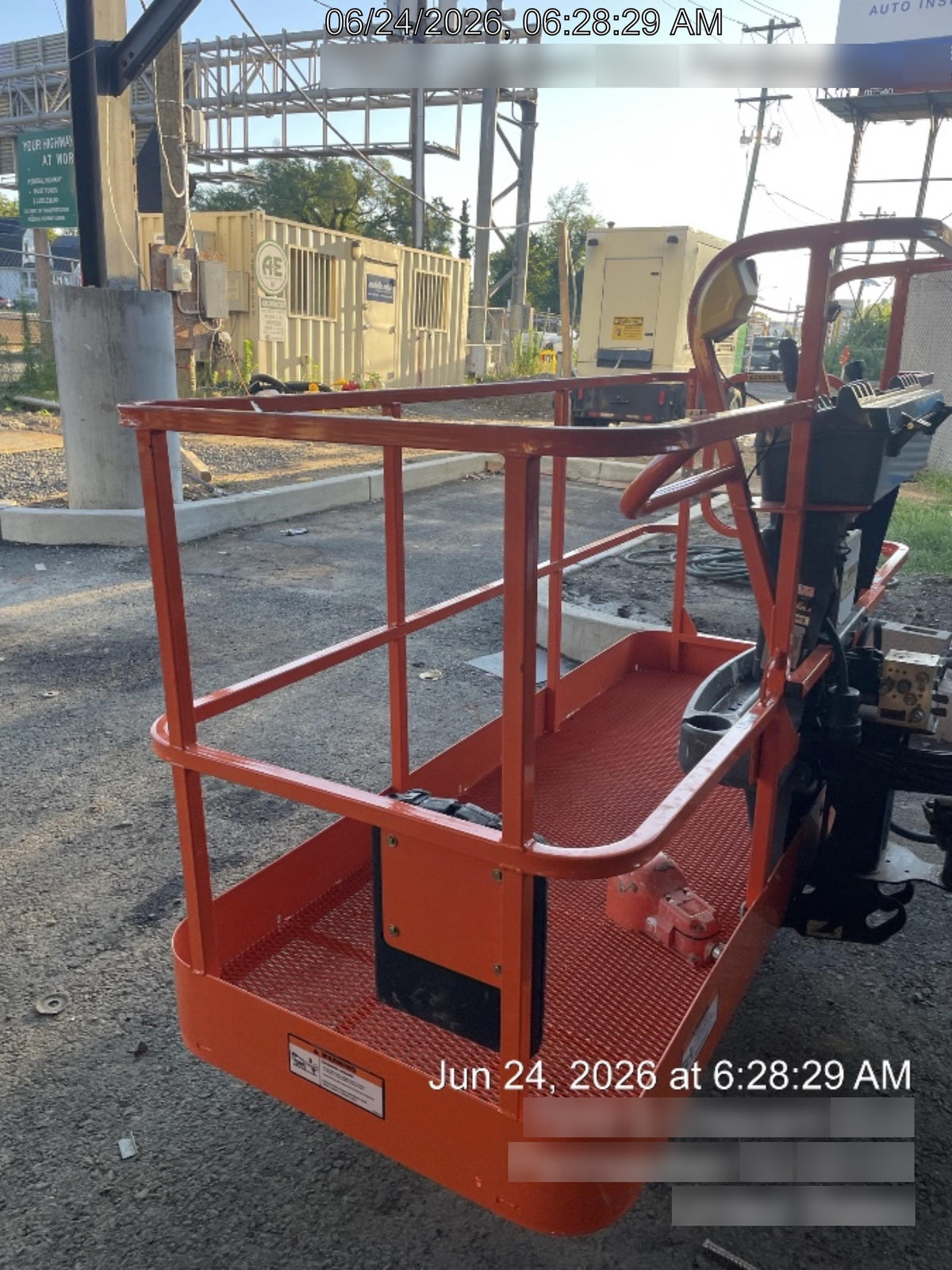 2021 JLG 660SJ