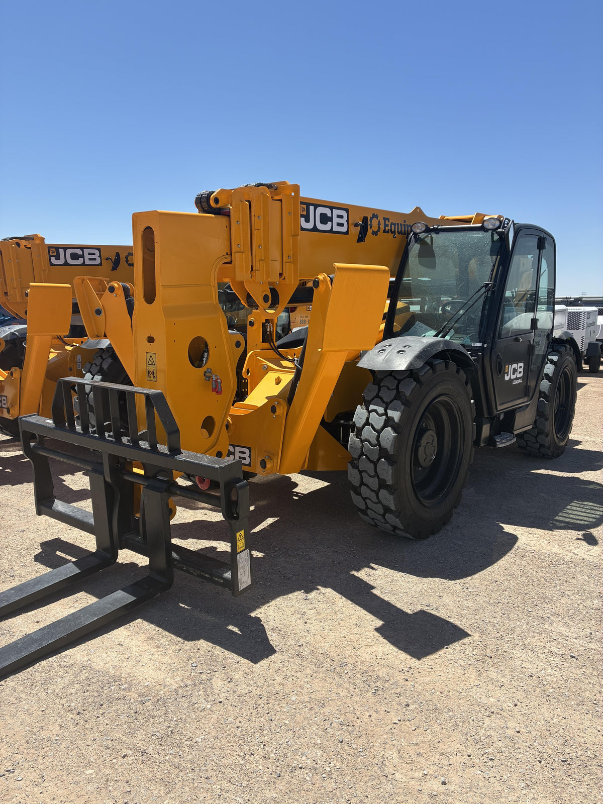 2026 JCB 512-56