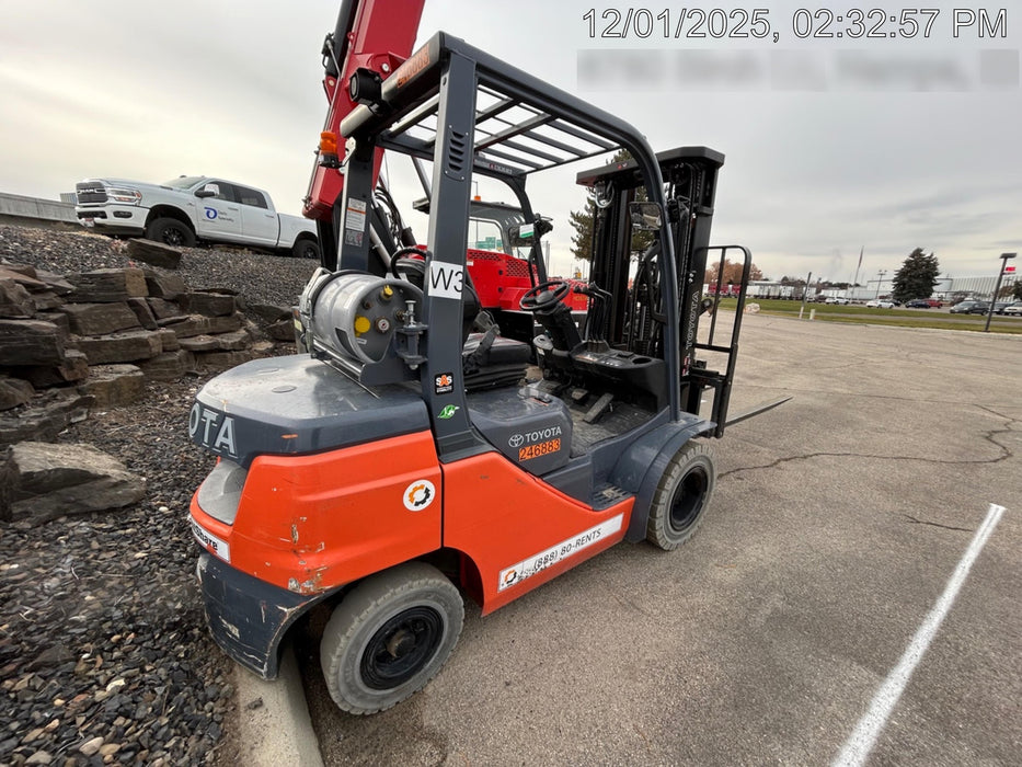 2022 TOYOTA 50-8FGU25