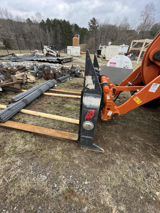 2022 SOLESBEE 96" Loader Fork Carriage - Solesbee