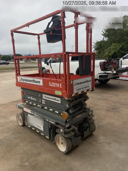 2023 SKYJACK SJ3219