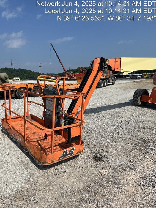 2018 JLG 660SJ