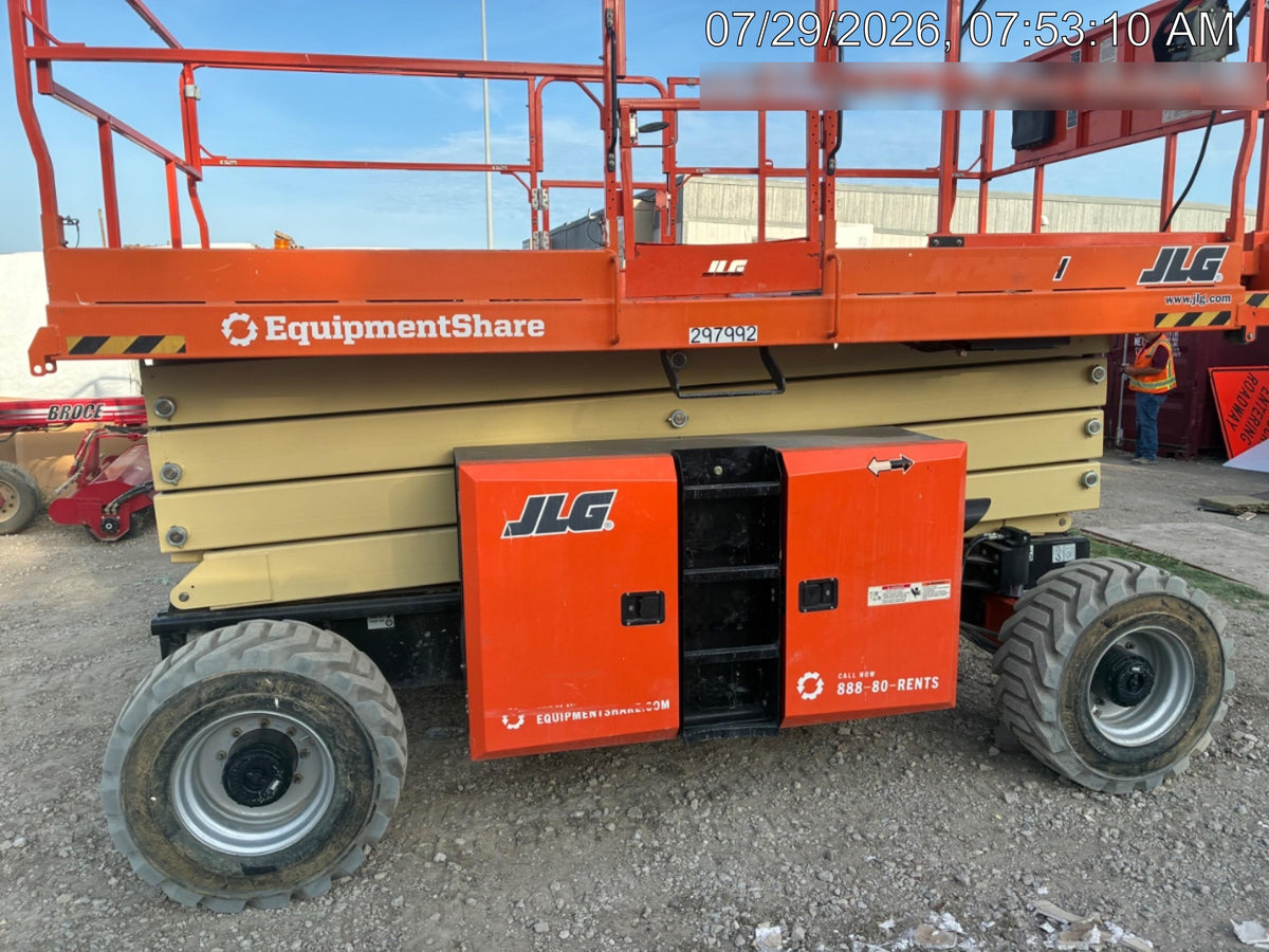 2023 JLG RT4394