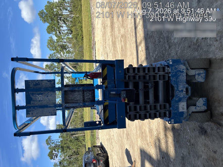 2023 GENIE GS-3232