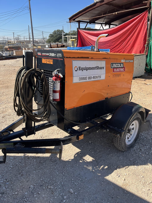 2021 Lincoln Electric Vantage 322 Vantage 322 Ready Pak 3 w/ Decals, ORANGE (includes trailer, cable rack, fender light kit) NO Telematics
