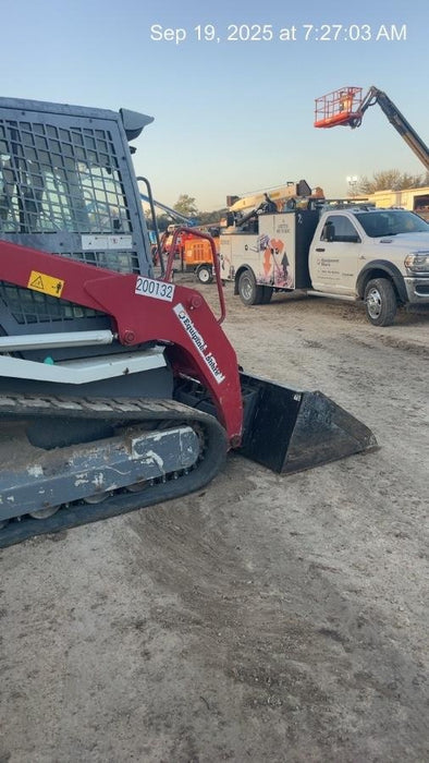 2022 TAKEUCHI TL8R2-CR