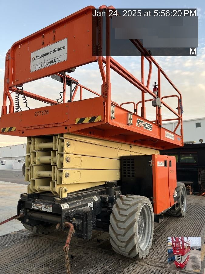 2022 JLG RT4069
