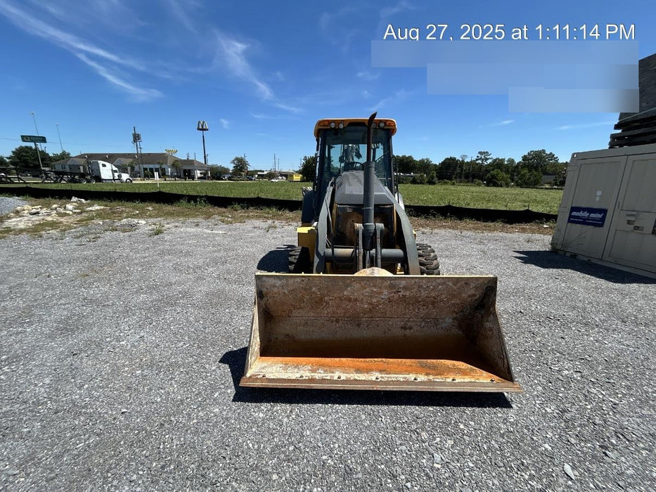 2019 John Deere 310LEP - Extendable Stick 4WD, Enclosed Cab w/Heat, AC , Extendable dipper, ISO Controls, Rear Auxiliary Hydraulics, Manual QC, Buckets: 12”, 18”, and 24”, 5yr / 5,000hr Extended Powertrain and Hydraulics