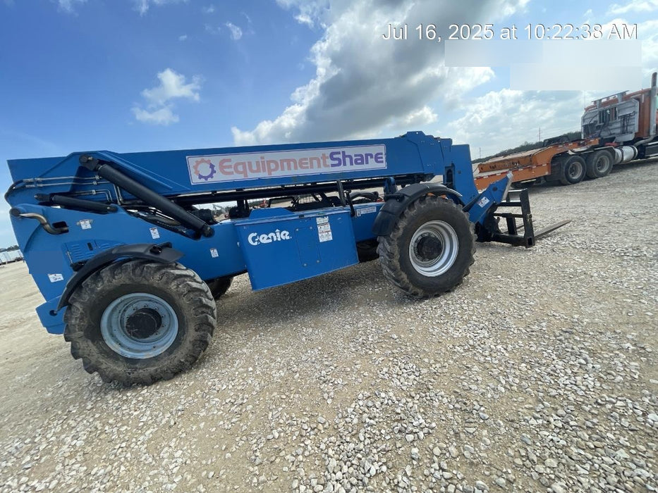 2018 GENIE GTH-1056