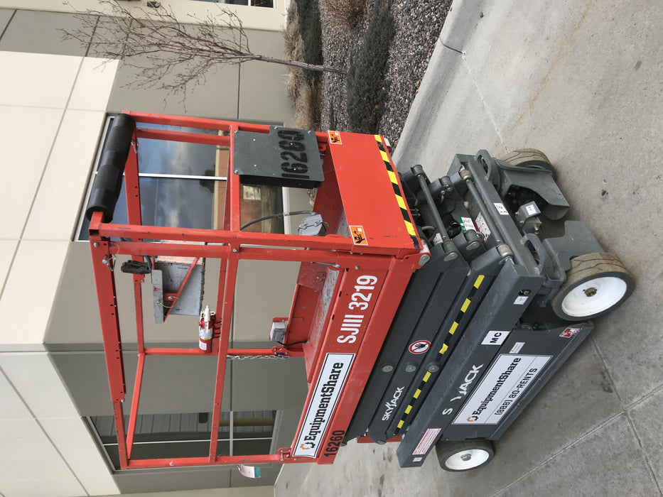 2018 SKYJACK SJIII-3219