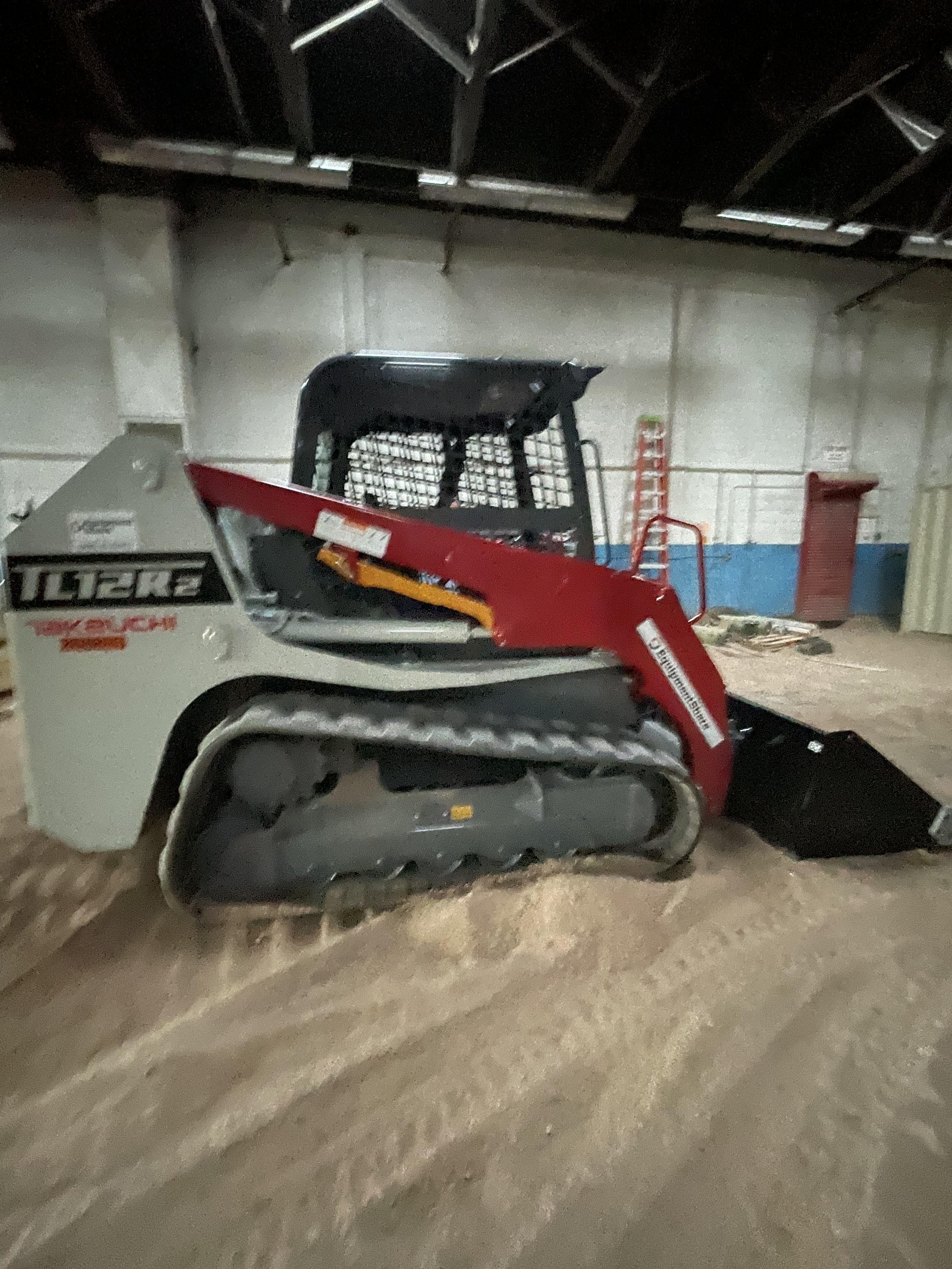 2022 TAKEUCHI TL12R2-R