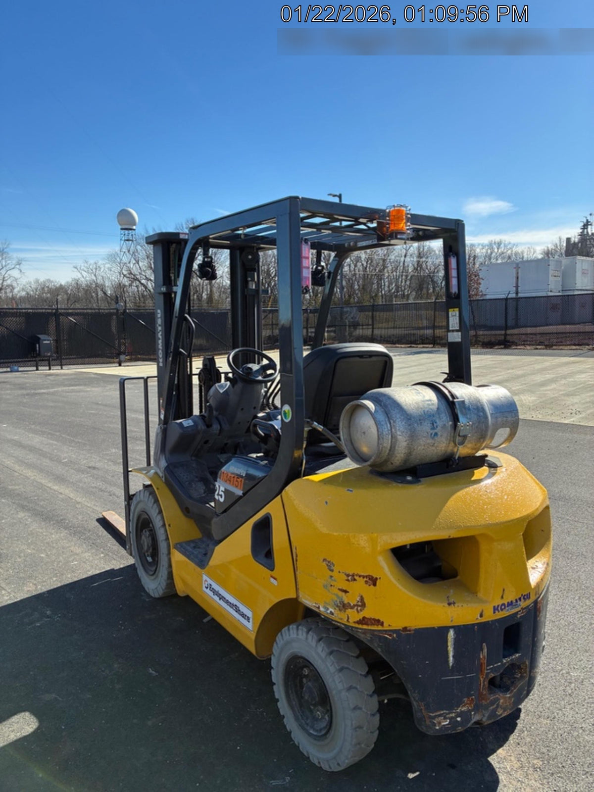 2021 KOMATSU FG25T-16 LP