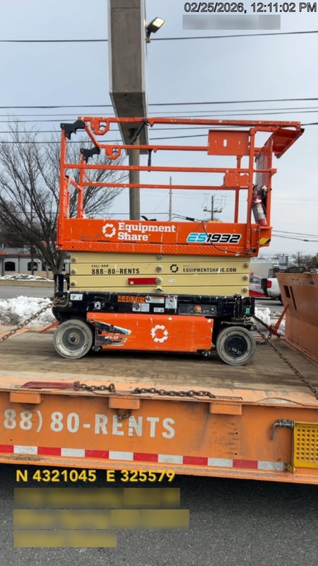 2024 JLG ES1932