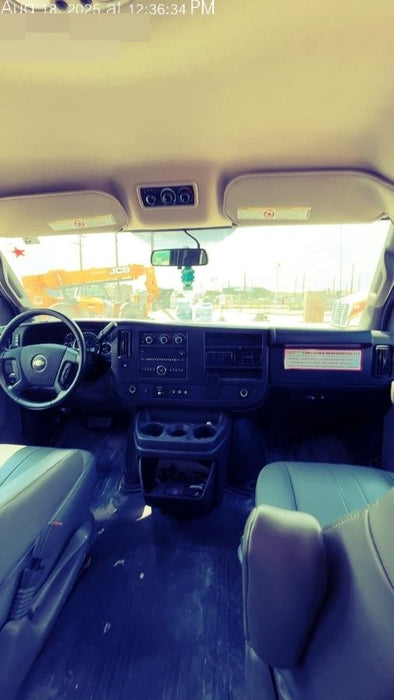 2023 CHEVROLET Express Van - Rental