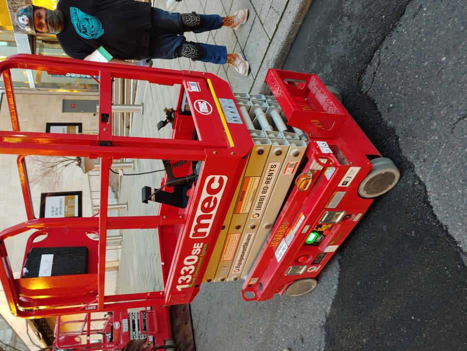 2020 MEC 1330SE Solid NM Tires, Steel Swing out Doors, LCS, Beacon, 900W Invertor