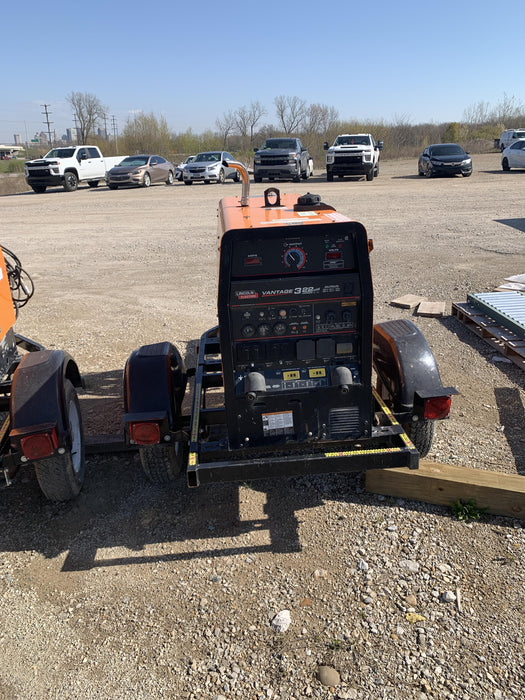 2021 Lincoln Electric Vantage 322 Vantage 322 Ready Pak 3 w/ Decals, ORANGE (includes trailer, cable rack, fender light kit) NO Telematics