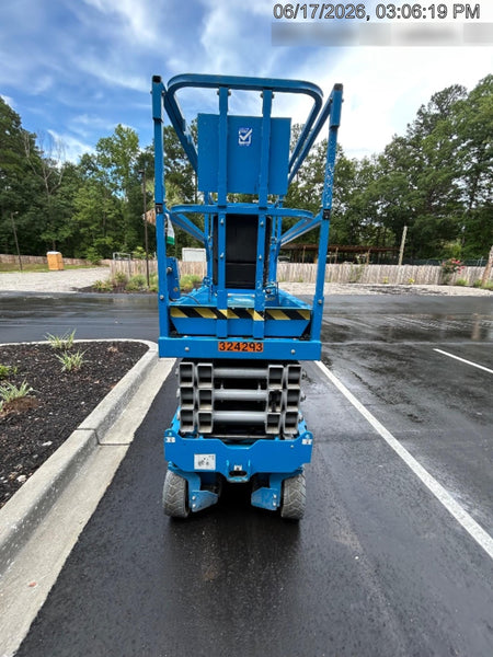 2023 GENIE GS-2632