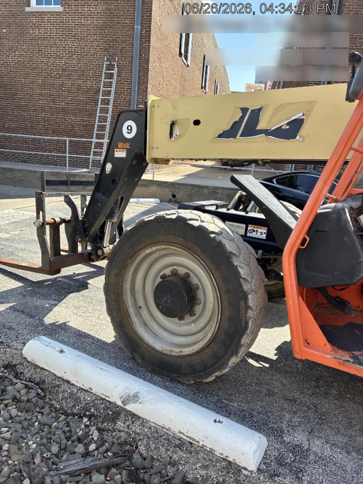 2008 JLG G9-43A