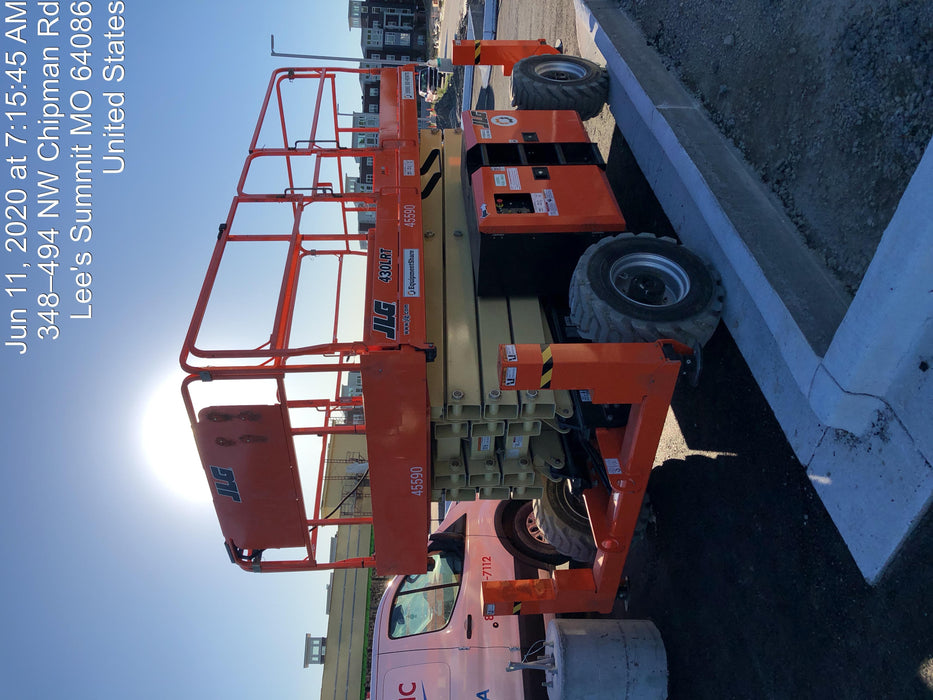 2019 JLG 430LRT