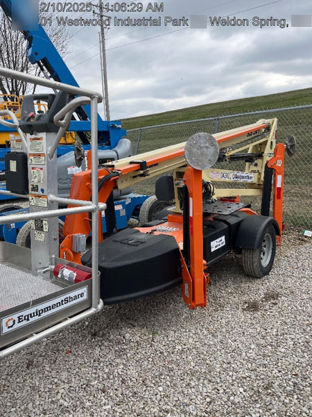2022 JLG T350