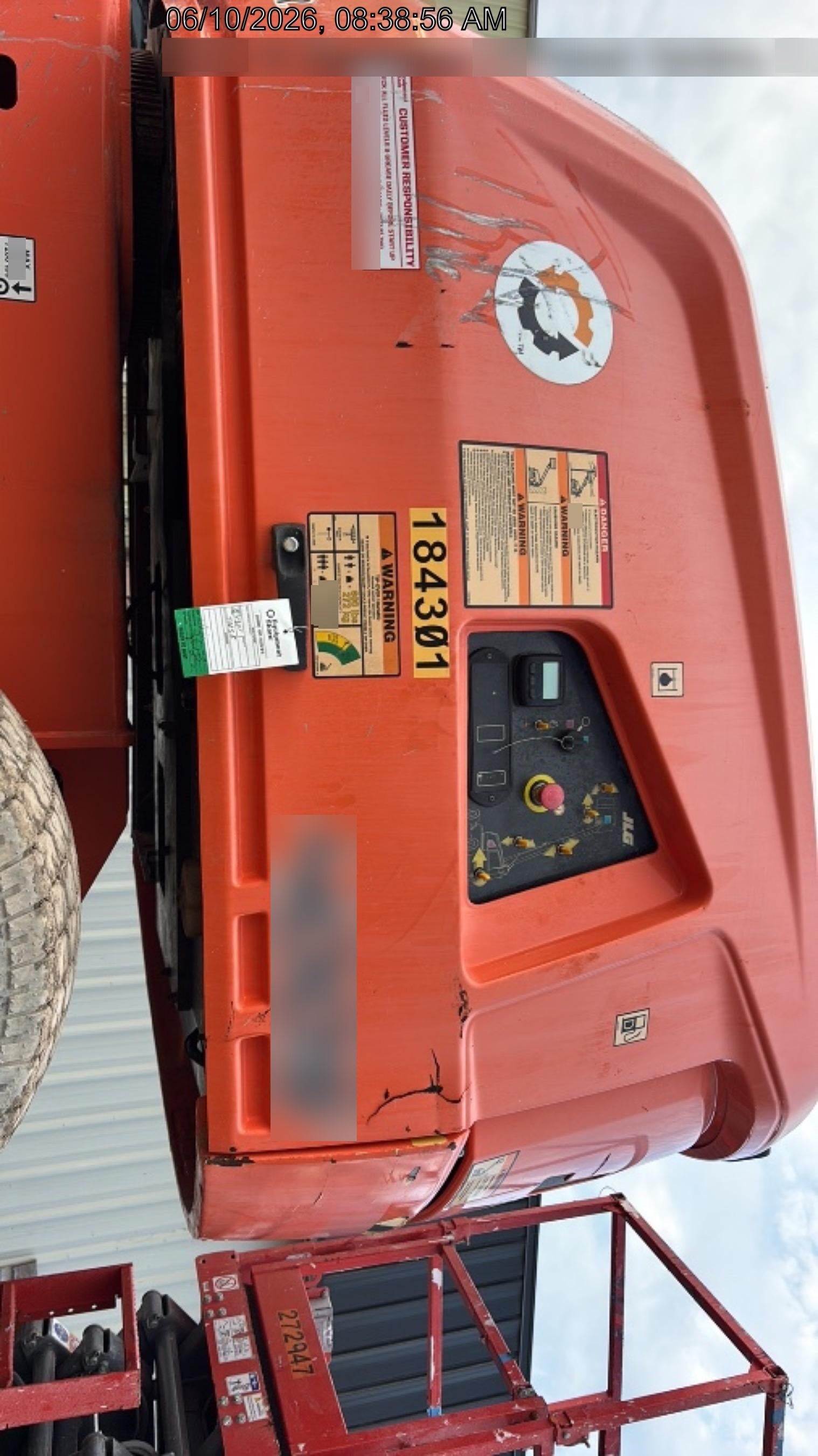 2021 JLG 400S