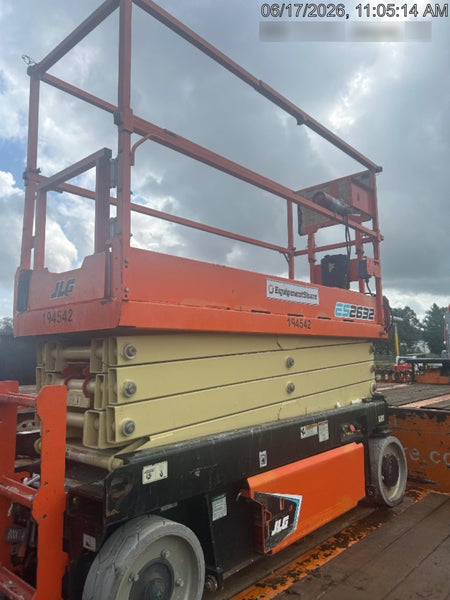 2021 JLG ES2632