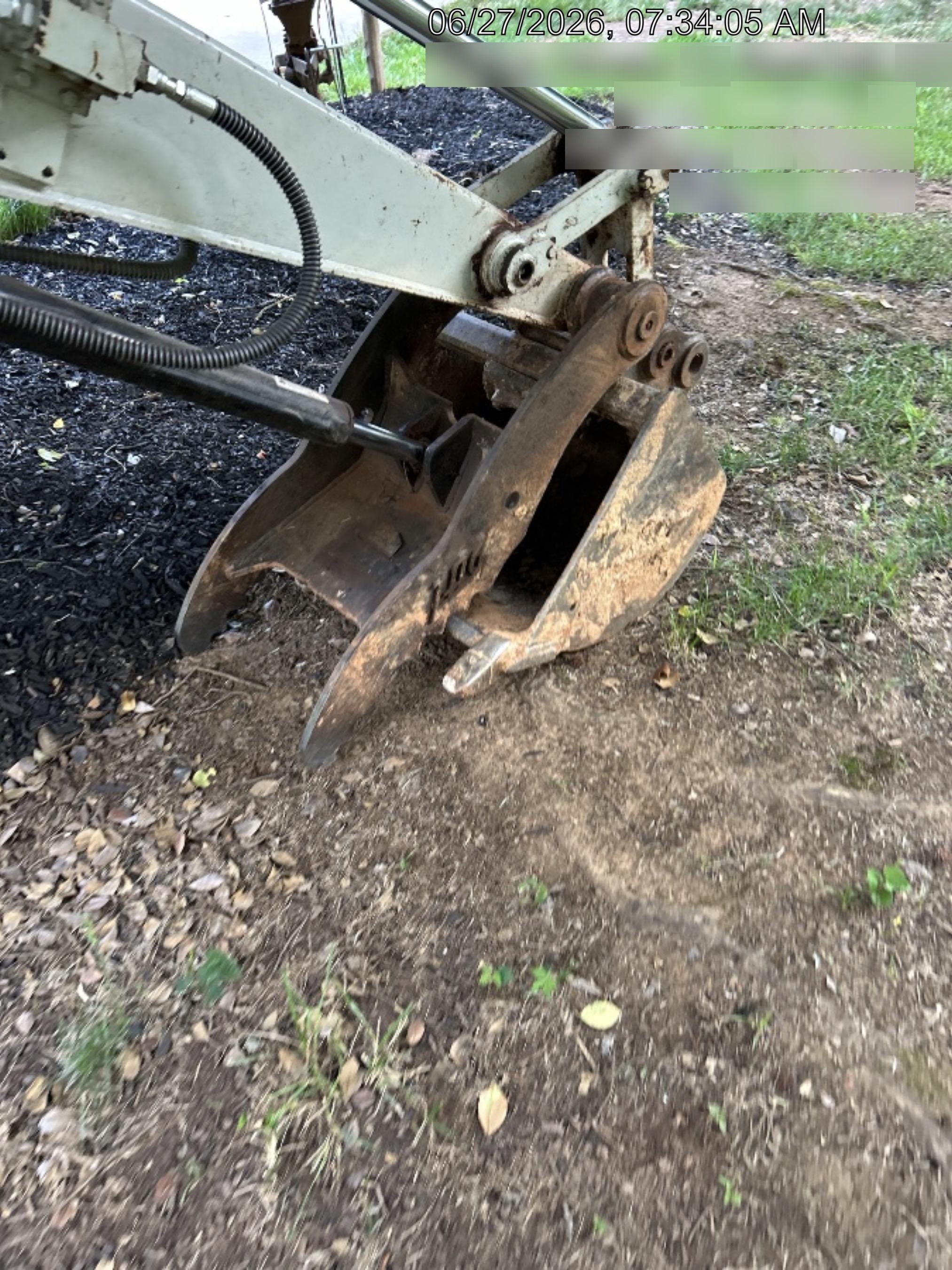 2023 TAKEUCHI TB250-2R