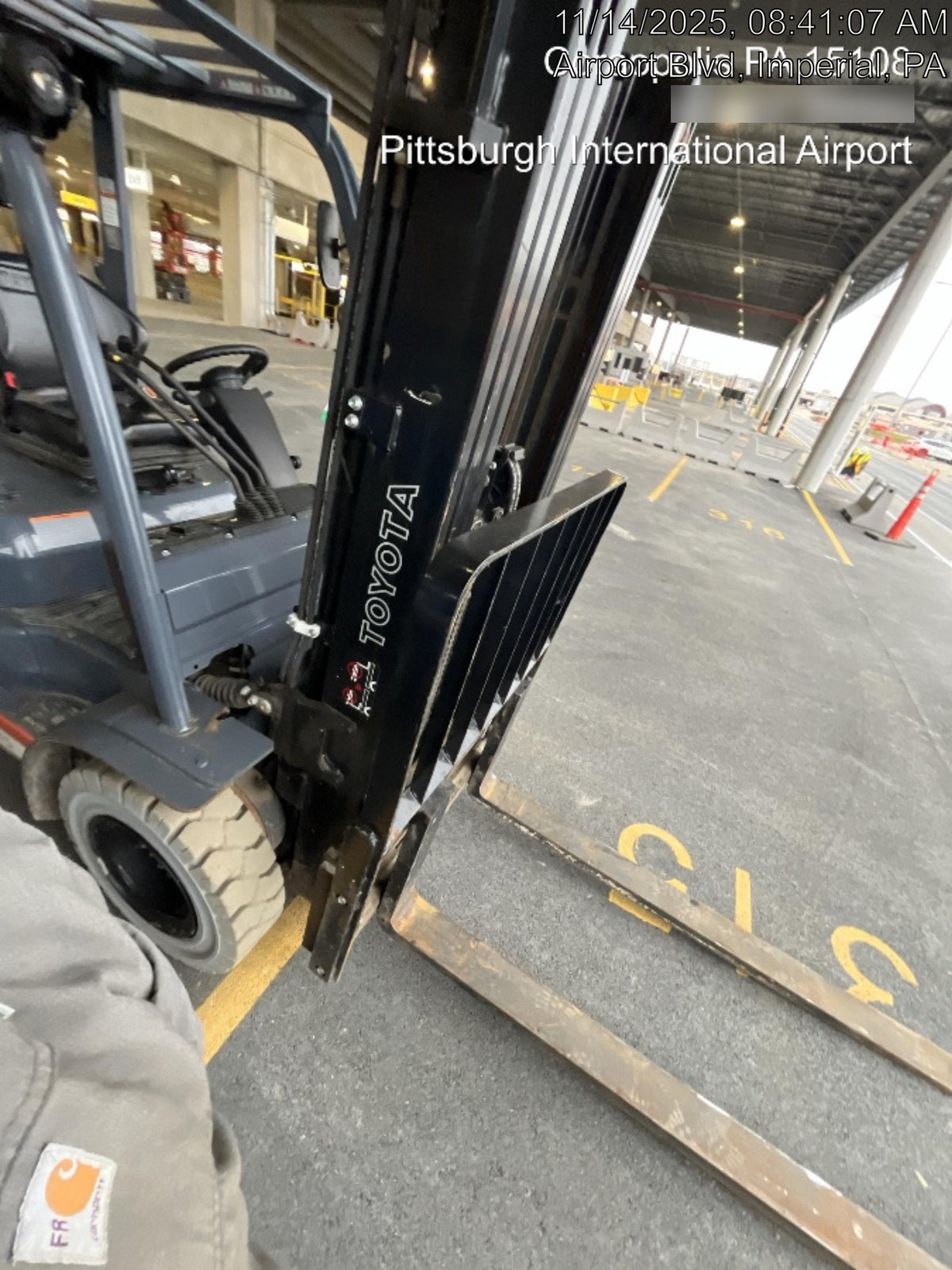 2022 TOYOTA 50-8FGU25