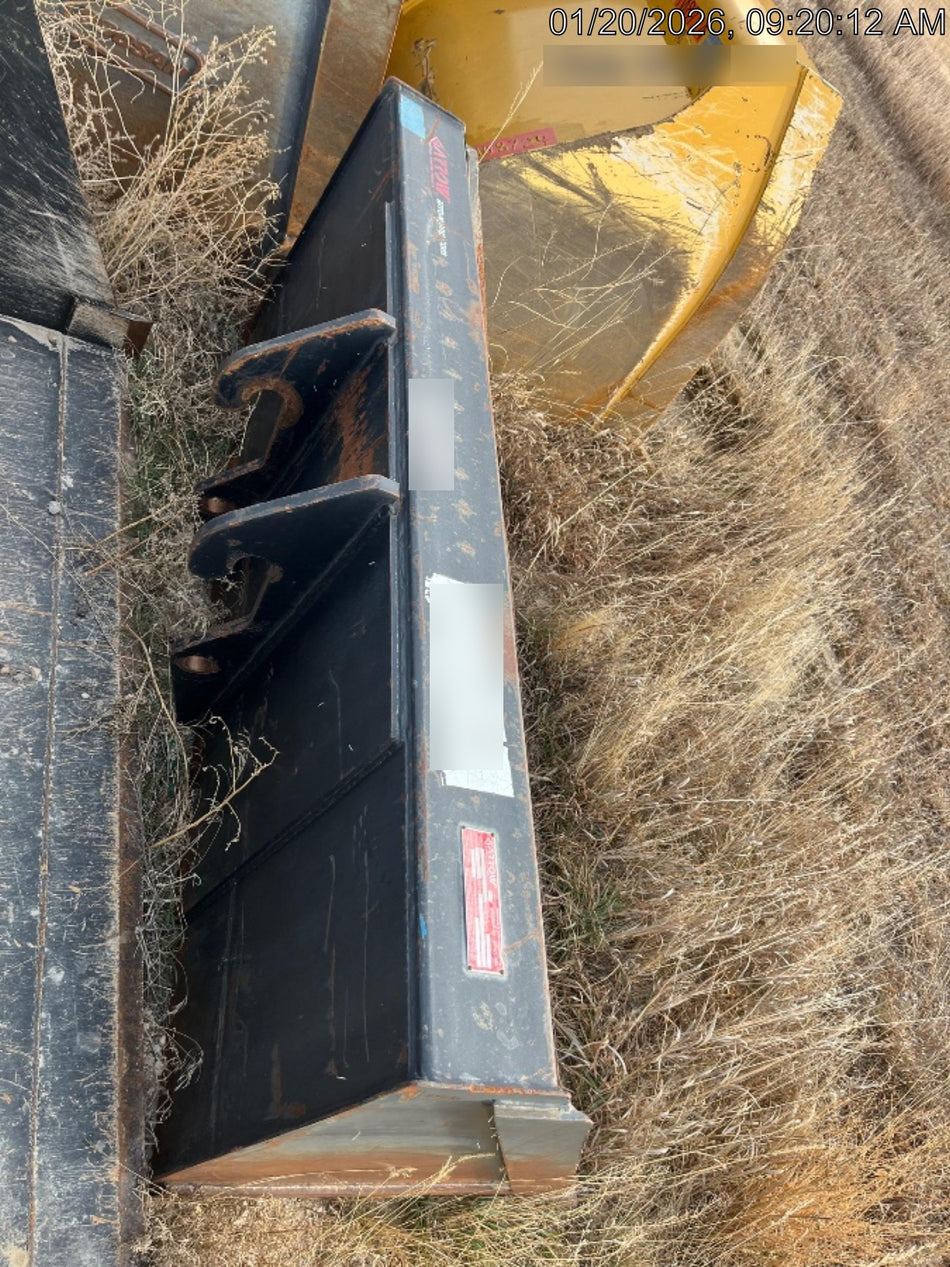 2023 JLG 1001100822