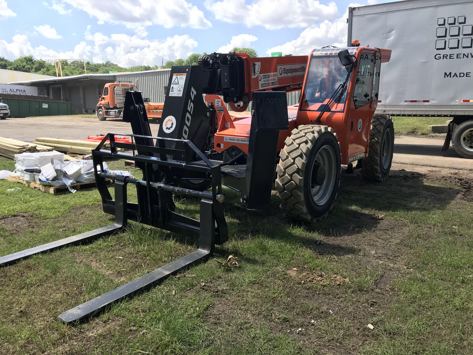 2021 SKYTRAK 10054
