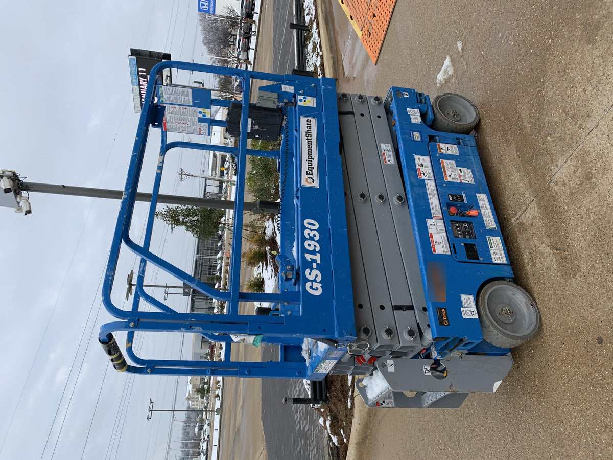 2020 Genie GS-1930 Fixed rails with chain entry gate - Pre A92.20