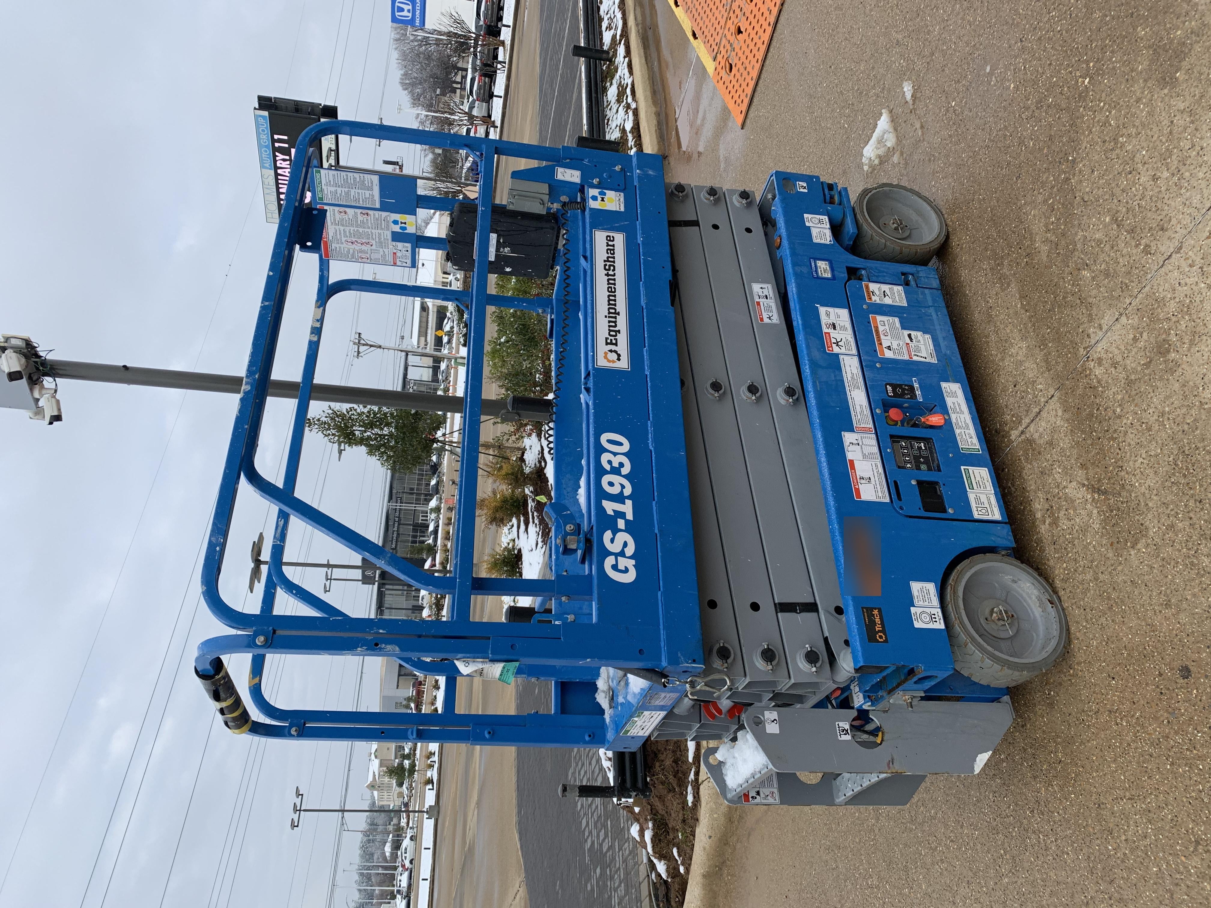 2020 Genie GS-1930 Fixed rails with chain entry gate - Pre A92.20