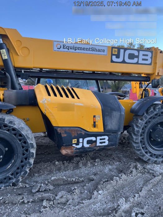 2019 JCB 510-56 Canopy, 74 HP, Solid Tires, STD Worklight, Beacon, Aux Hydraulics, Lifting Eye, Back up Alarm w/66" Carriage/60" Forks