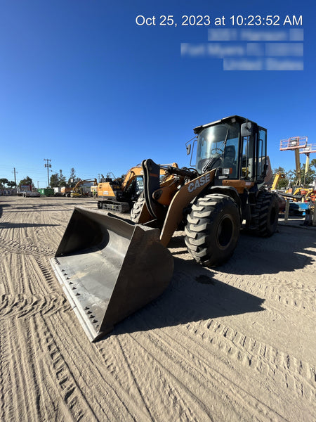 2018 Case 621G CLOSED CAB, JRB 416 STYLE HYD COUPLER
