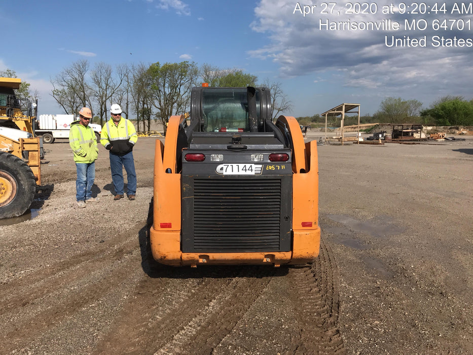 2016 Case SV300 CASE SV300 T4BH