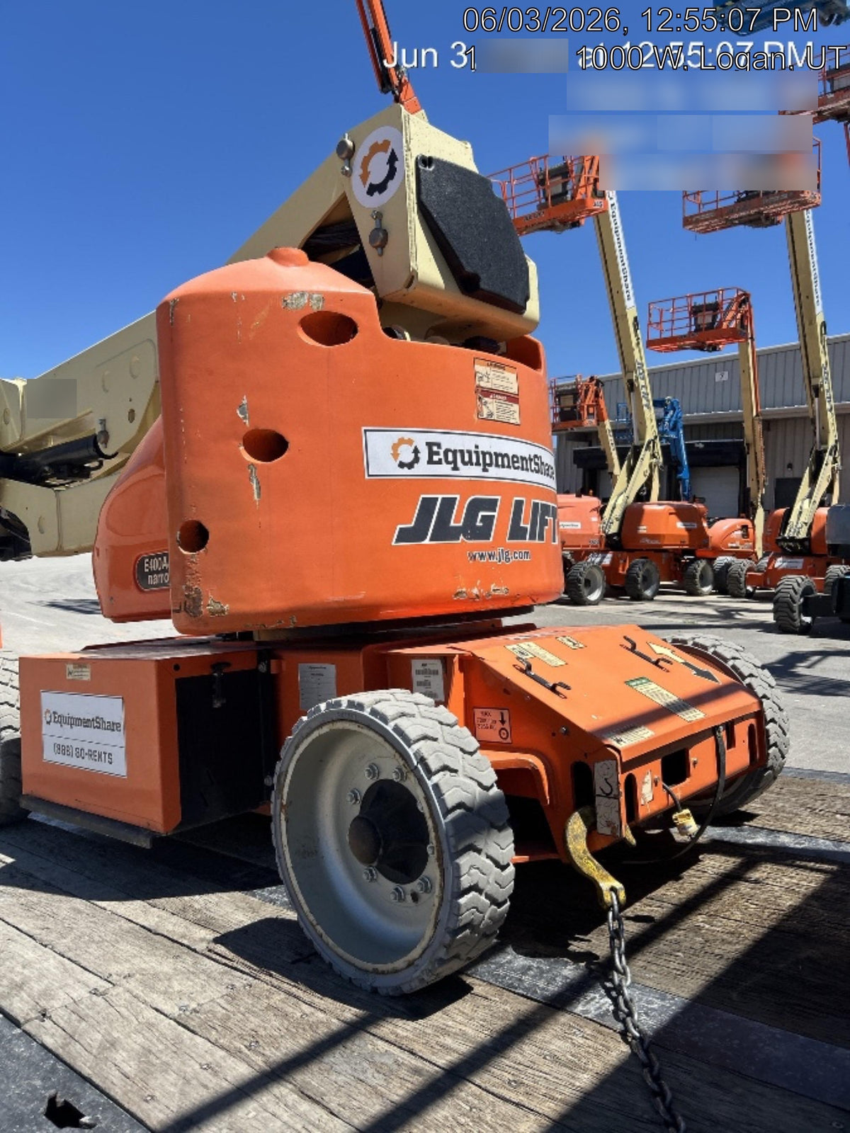 2019 JLG E400AJPN