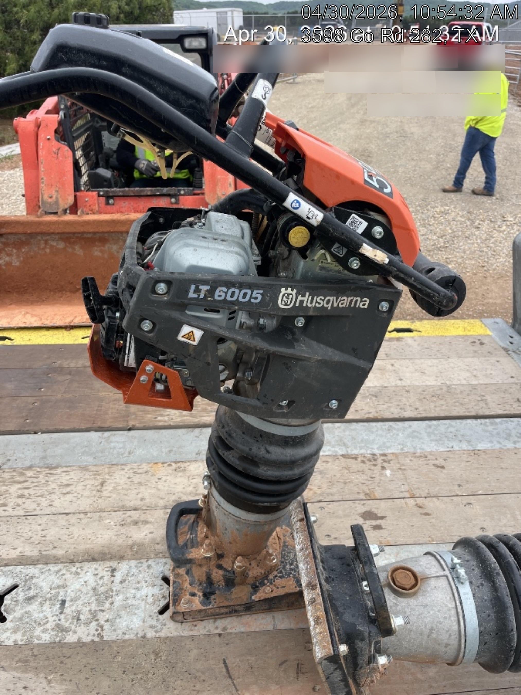 2025 HUSQVARNA LT6005