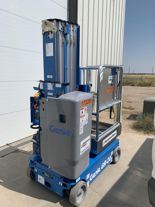 2021 GENIE GR-20