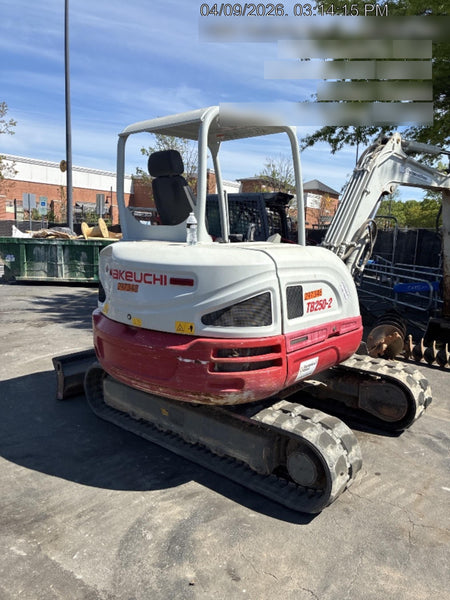 2023 TAKEUCHI TB250-2R