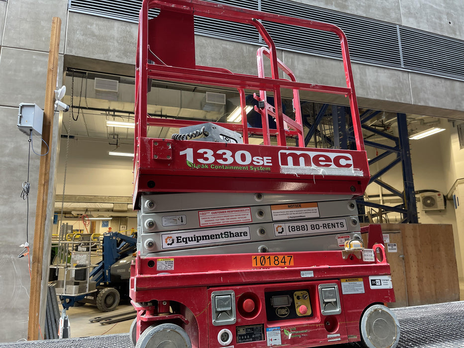 2020 MEC 1330SE Solid NM Tires, Steel Swing out Doors, LCS, Beacon, 900W Invertor